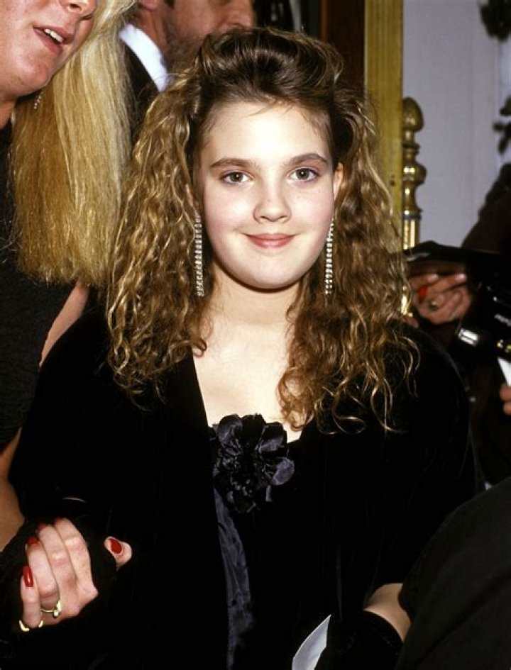 Drew Barrymore's Age In ET: A Look Back At Her Iconic Role